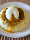 Puré con Cebolla Caramelizada y Huevo Mollet 🍳