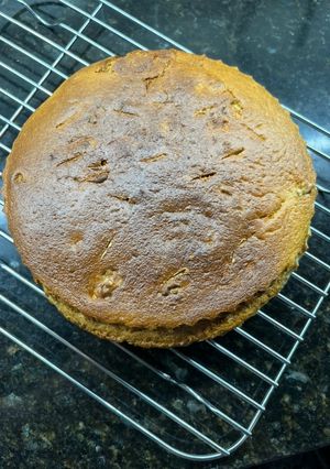 Una foto de Pan/torta licuada de banana avena y nuez en freidora de aire