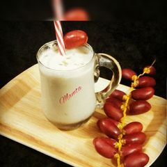 Raw Dates Milkshake A picture of Raw Dates Milkshake.