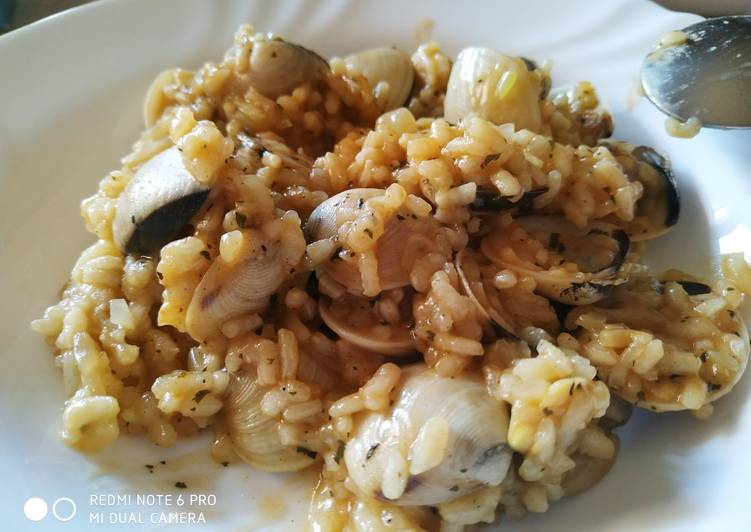 Arroz con almejas