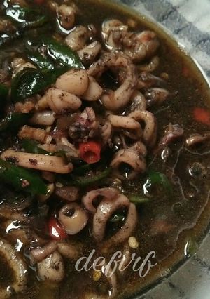 Foto resep Cumi Hitam Cabai Hijau Praktis