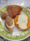 Acompañamiento diferente:calabaza con queso y papa saborizada