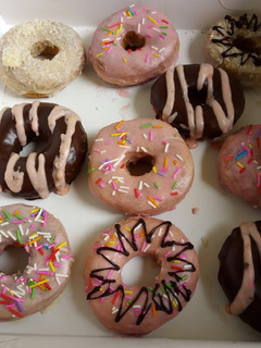 A picture of Doughnut glaze.