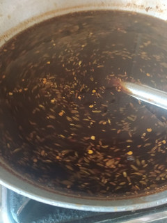 A picture of Tamarind chutney.