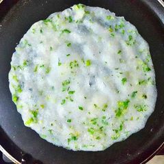 A picture of Crispy Rawa/Semolina Dosa.