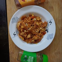 A picture of Cheesey leftover chapati pasta.
