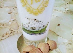 Una foto de Leche de almendras. Leche  Vegana