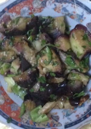 صورة لوصفة مقبلات سلطة باذنجان مقلي بتشهي 👌🏻😋