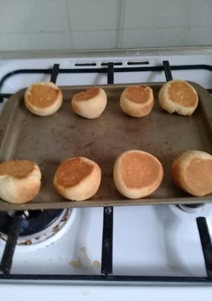 A picture of 40 mins hamburger buns.