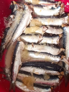 Una foto de Sardinas con limón en microondas