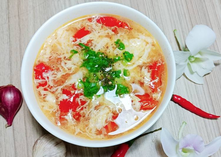 Cách Làm Món Canh cà chua trứng của DiepngocNguyen - Cookpad món ăn đơn giản