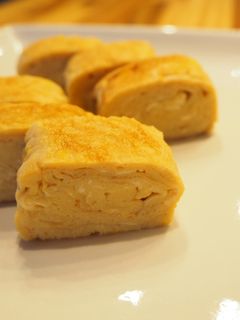 A picture of Dashimaki Tamago - Japanese rolled omelet.