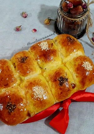 عکسی از دستور نان با چیپس خرما (خرما خشک)