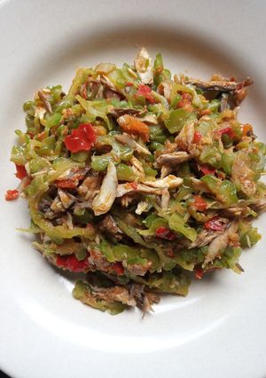 Foto resep Pare Ikan Asap 🎏
