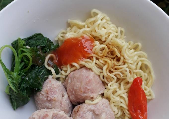 Bakso (Kornet+ayam+mozarela)