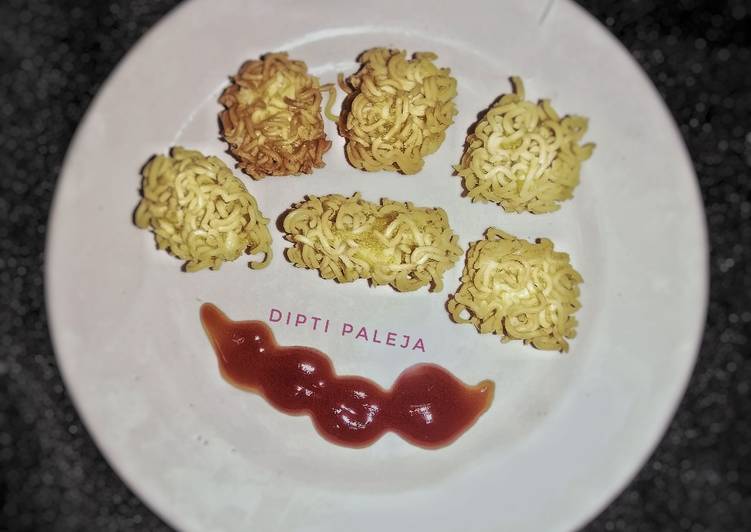 Noodles Coated Cheese Fritters
