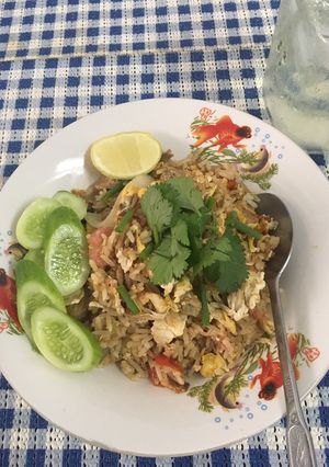 รูปของ ข้าวผัดแหนม แสนอร่อยด้วยเครื่องปรุง2อย่าง