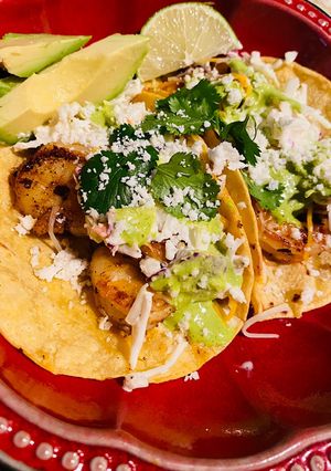 A picture of T’s Shrimp Tacos.