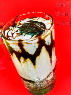 A picture of Oreo ice cream Shake (2).
