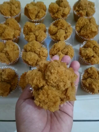 Langkah Mudah untuk Menyiapkan Resep Bolu Kukus Gula Merah Merekah yang  Bikin Ketagihan Anti Ribet, Mantap