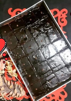 A picture of Easy Peasy Low budget Brownies.