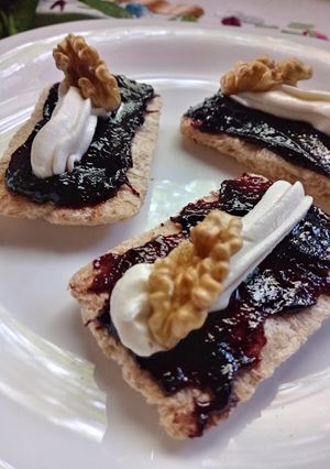 Una foto de Queso Y Dulce