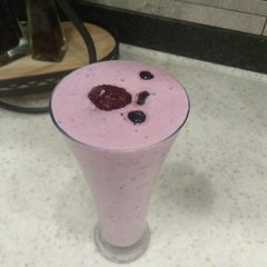 A picture of Triple Berry smoothie.