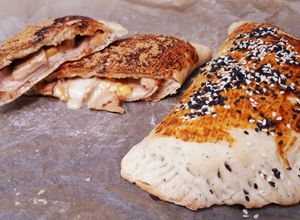 Calzone - Töltött pizza recept fotója
