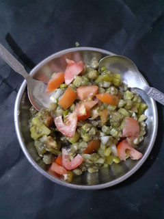 छोले की चाट (Chole ki chaat recipe in Hindi) रेसिपी मुख्य फोटो