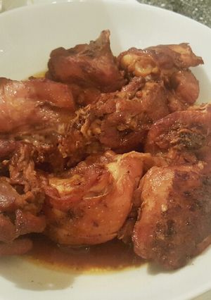 Hình của món Gà kho ngũ vị hương.