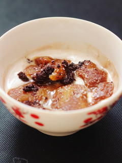 Una foto de Yogur con fruta
