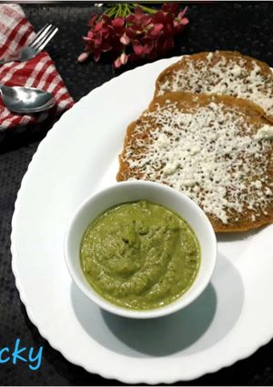 A picture of Oots cheese pancake with peanut garlic dip.
