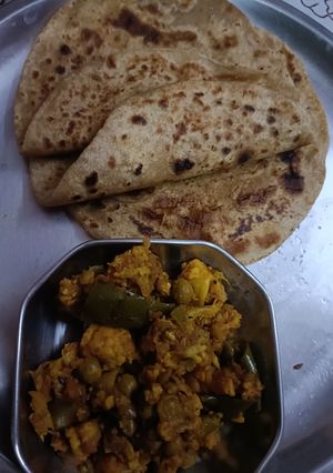 मिक्स वेज(mix veg recipe in hindi) रेसिपी मुख्य फोटो
