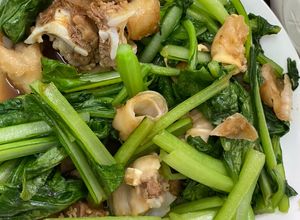 Hình của món Cải ngồng xào cuống họng.