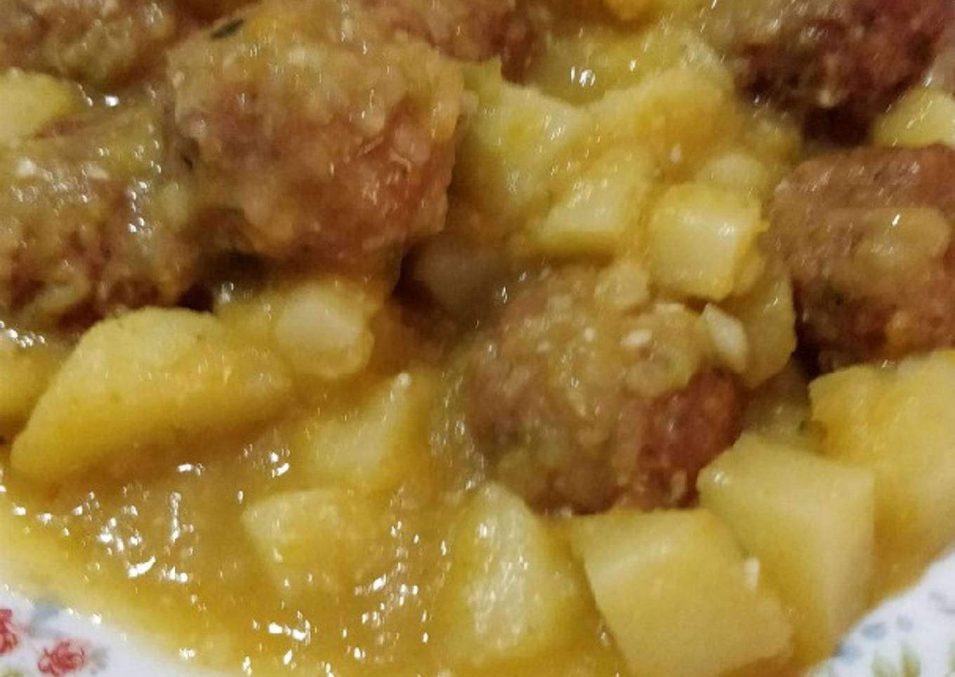 Albóndigas en salsa