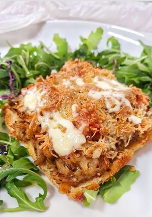 Foto principal de Tostas con pasta de berenjena gratinada