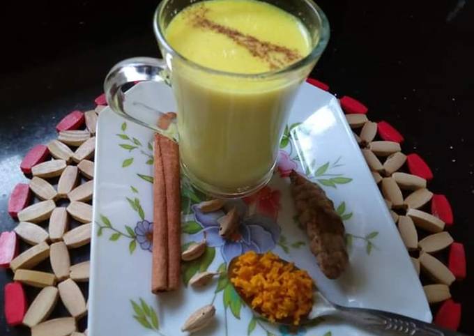 Easy Cheap Dinner Turmeric latte#themechallenge