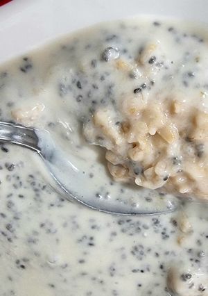 Una foto de Avena con sabor a pye de limón