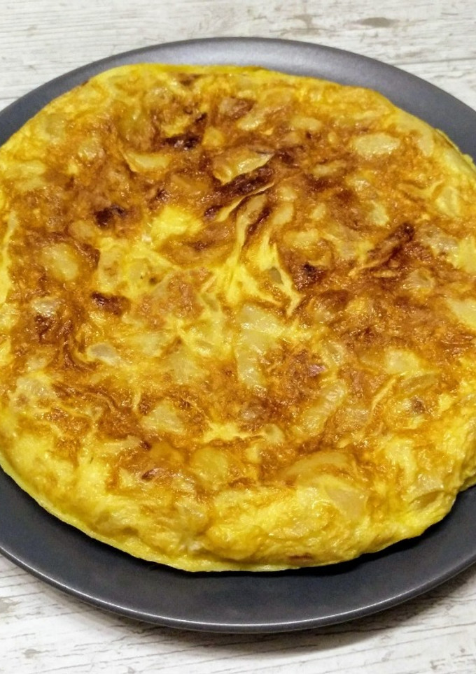 Una foto de Tortilla de patatas tradicional