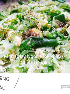 Hình của món Mướp đắng xào trứng chay.