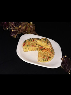 A picture of Potato omelette pizza.