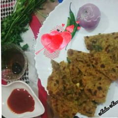 A picture of Veg masala Besan ki roti.