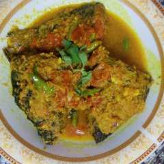 รูปของ Ikan emas bumbu kuning