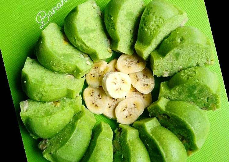 Cara Gampang Menyiapkan Cake pisang pandan kukus yang Lezat Sekali