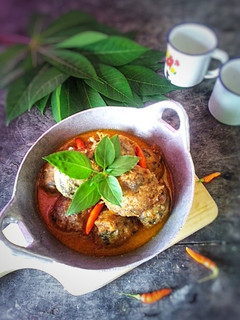 Foto resep Bola Daun Singkong Masak Santan