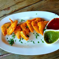 A picture of Paneer pakoda.