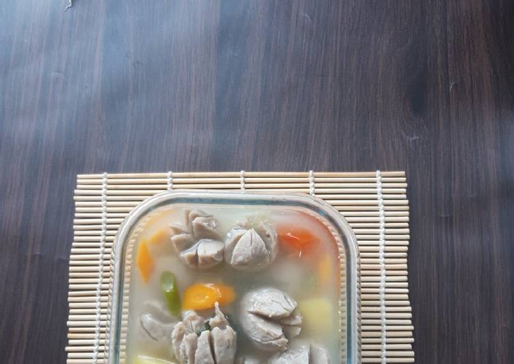 Resep Sayur Sop bakso simple, Bisa Manjain Lidah