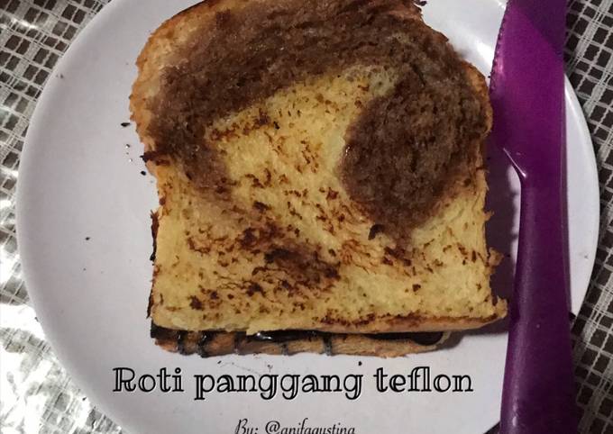 Roti tawar panggang teflon (sarapan simple)