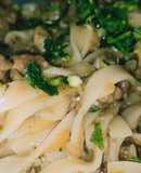 Tagliatelles con polvo de setas, especiado