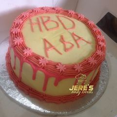 A picture of Vanilla cake with butter cream.